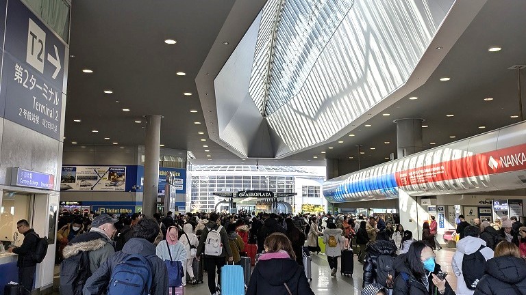 関西空港駅　ホール