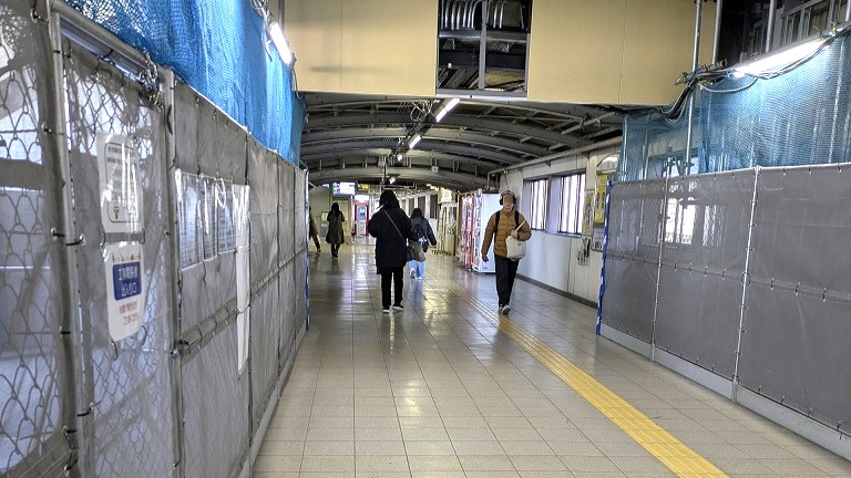 地下鉄弁天町駅　連絡橋