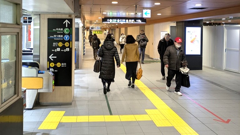 地下鉄御堂筋線　本町駅　通路2